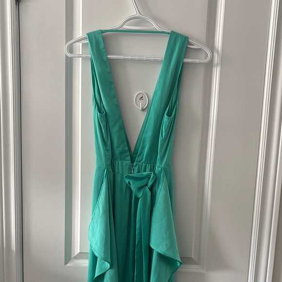 BCBGMaxAzria Elegant Teal Maxi Dress - Picture 4 of 12
